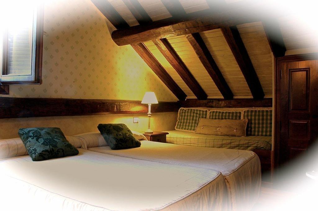 Hotel Casa Frauca Sarvisé Стая снимка